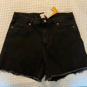 H&M Mom Jeans Shorts Black NWT Size 14